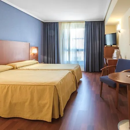 Hotel Nuevo Torreluz 4*