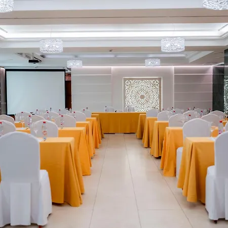 Nuevo Torreluz Hotel 4*