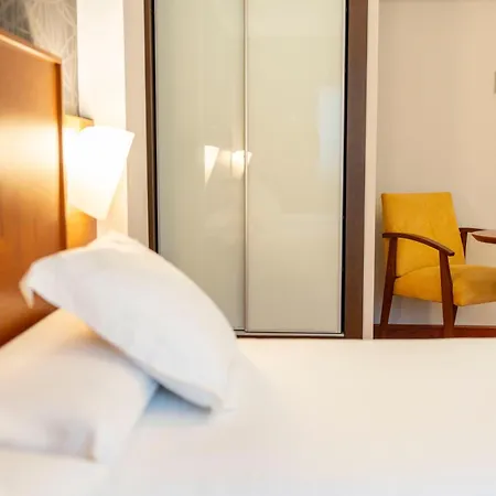 Hotel Nuevo Torreluz 4*