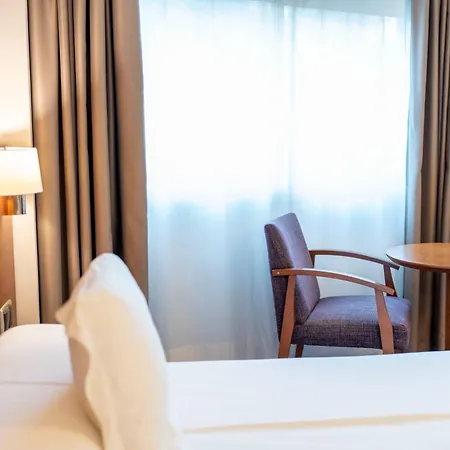 Nuevo Torreluz Hotel