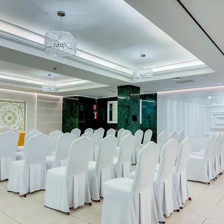 Hotel Nuevo Torreluz 4*